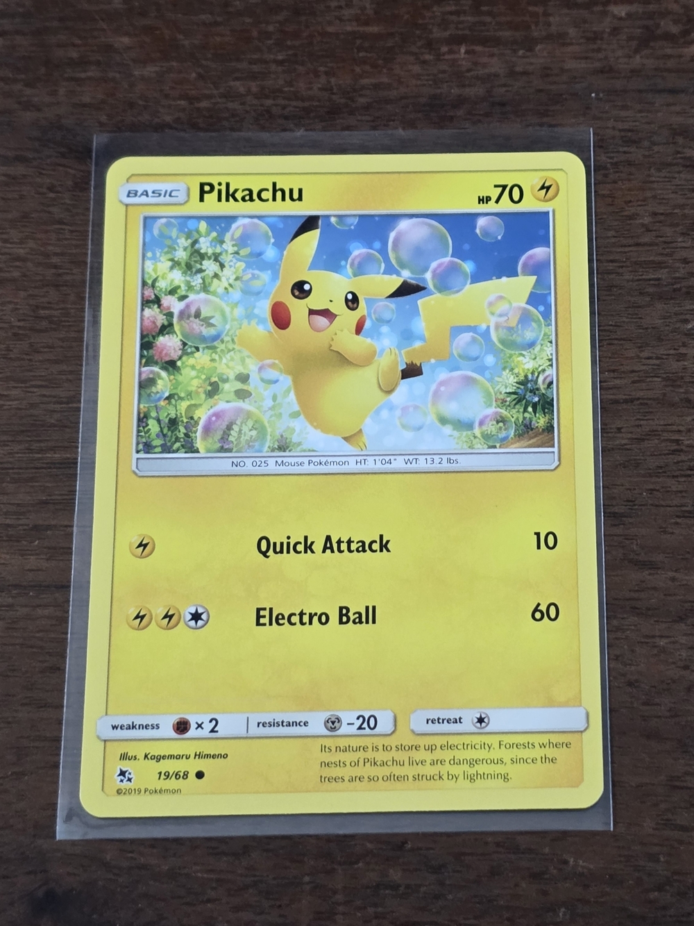 Pokemon Tcg Pikachu #19 - Hidden Fates - Non Holo 19/68 Card